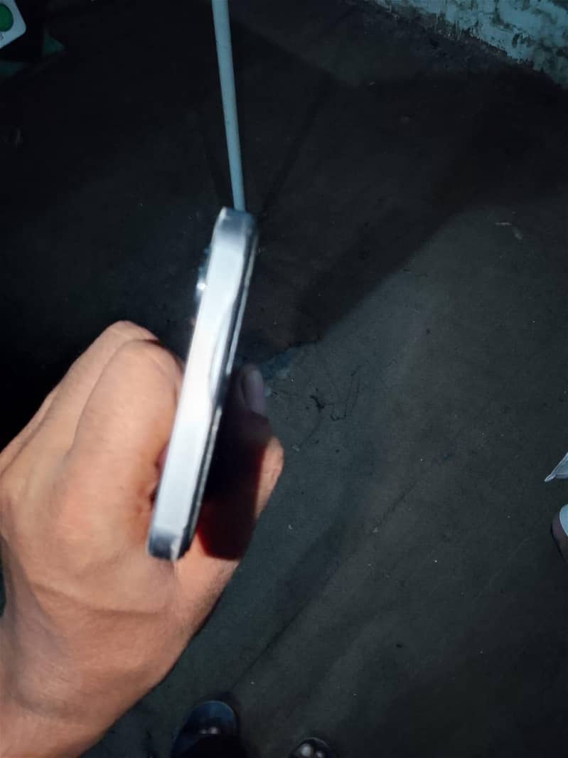 Realme Note 60x 3