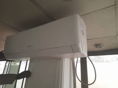 Gree Invertor AC (2 ton)