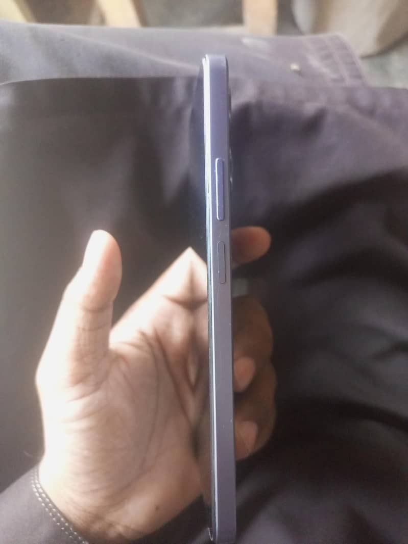 Realme Note 60 1