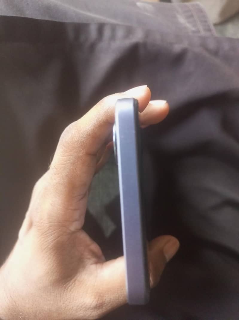 Realme Note 60 3