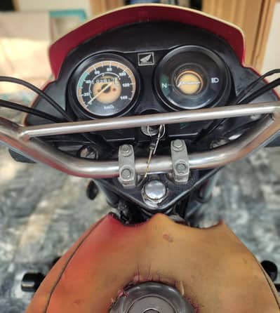 Honda pridor 100 cc 03141566029 Whstapp call