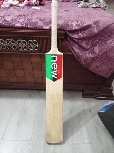 new cricket kit for urgent sale with English willow bat