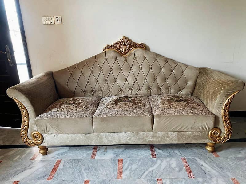 sofa for sell 1