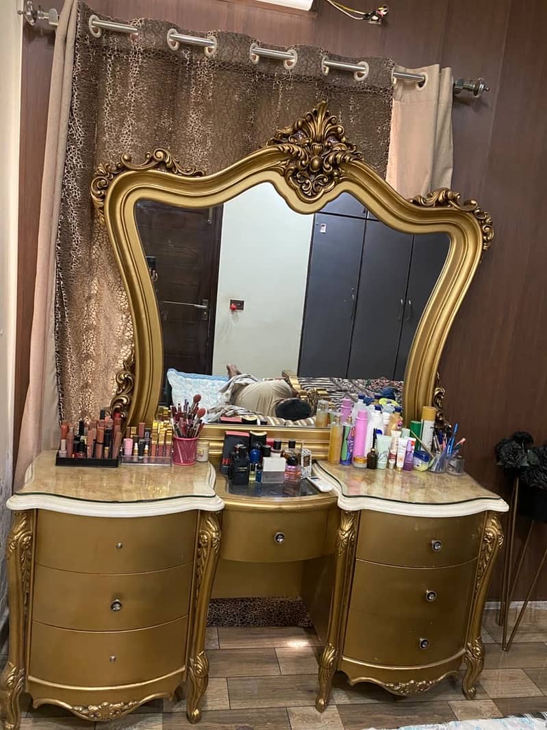 Dressing Table 1