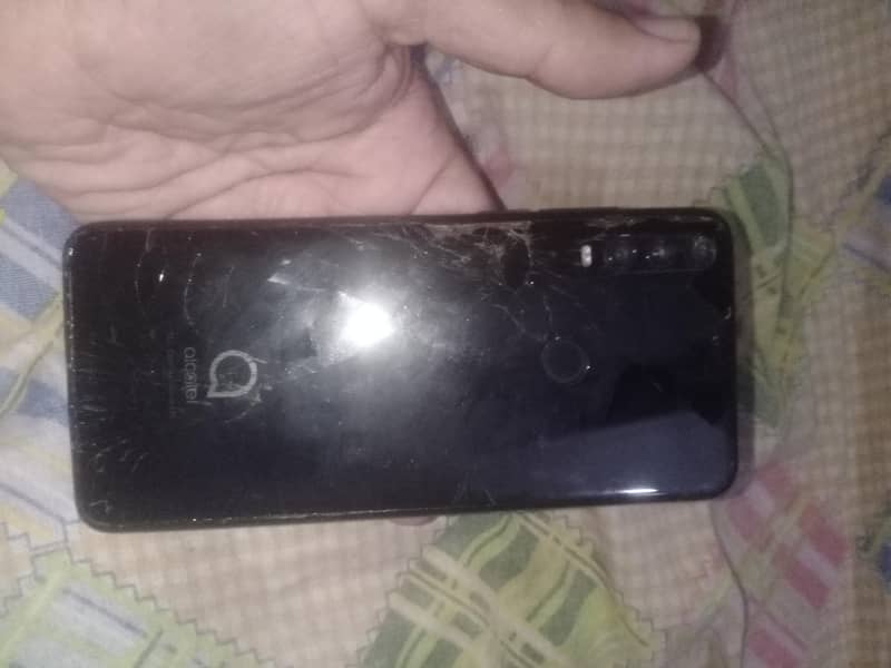Alcatel 3X 1