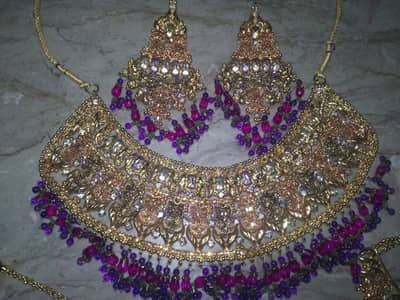 Buy the Best Quality Necklace and Earrings Jewelry Set in Pakistan at