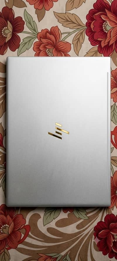 HP elitebook 830 G5 with fingerprint scanner
