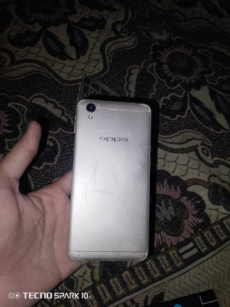 OPPO A37 2