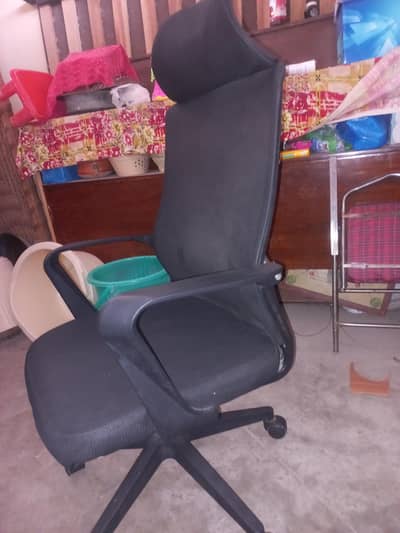 revolving chair