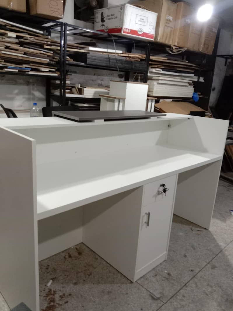 Reception Table 13