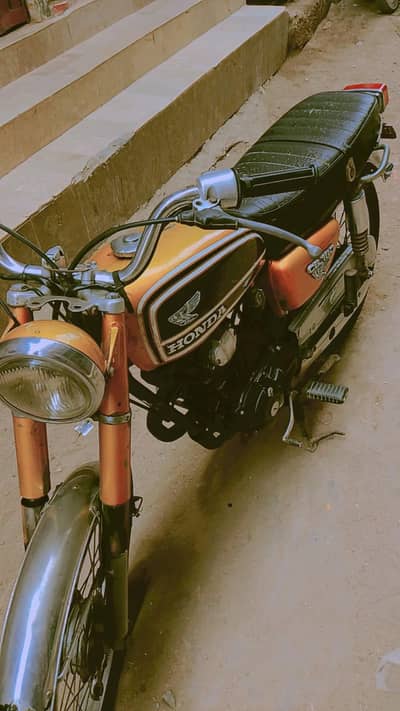 all documents complete condition 10/10 only serious buyer contact. . .