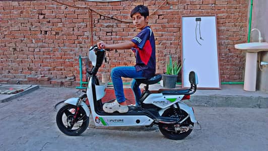 YJ Electric Scooter – Excellent Condition (10/8) | Smooth Ride