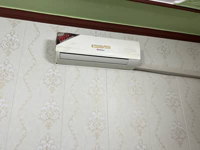 Dawlance one ton AC for sale 0314-5118392
