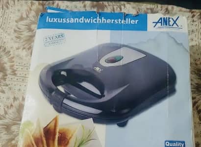 Sandwich maker
