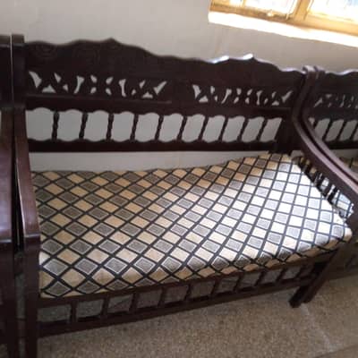 Four seeter sofa set for sale