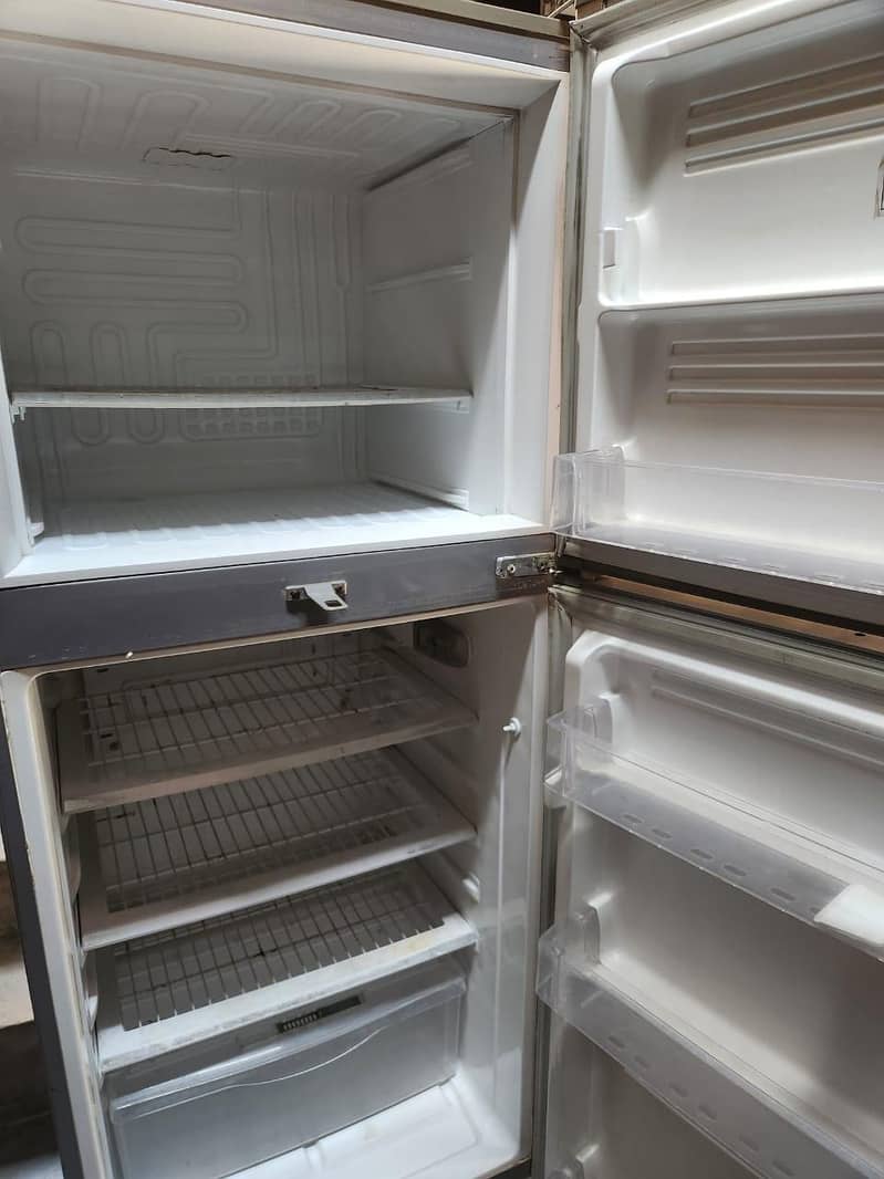 PEL Refrigerator 2