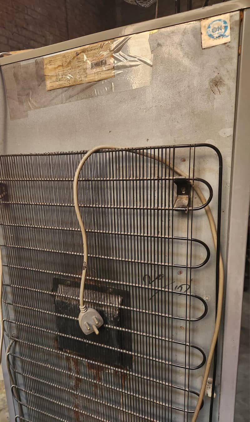 PEL Refrigerator 3