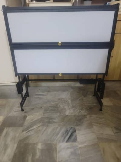 Kitchen utensils shelf