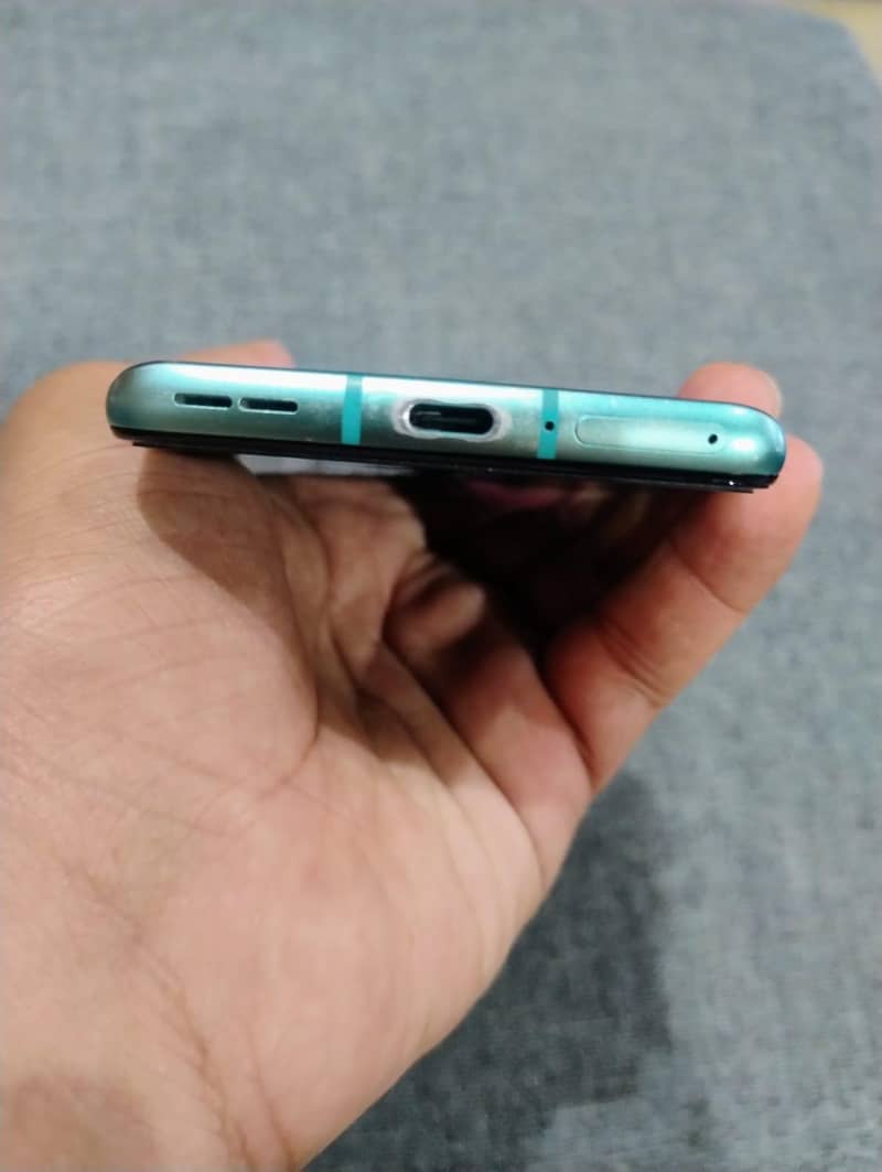 One Plus 8T 3