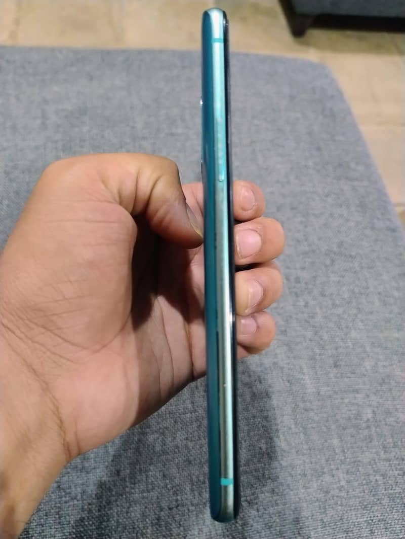 One Plus 8T 4