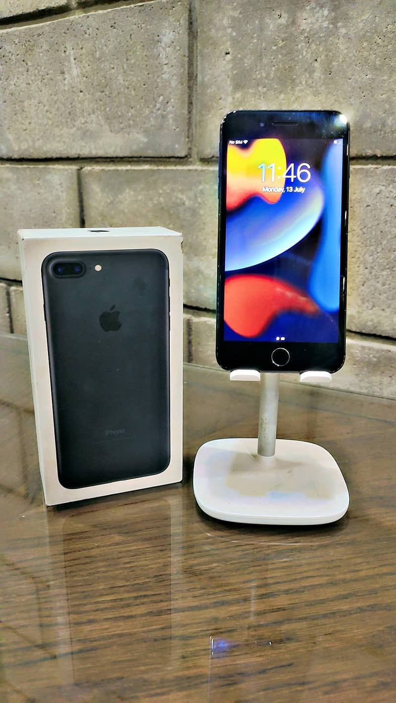 Apple iPhone 7 Plus 5