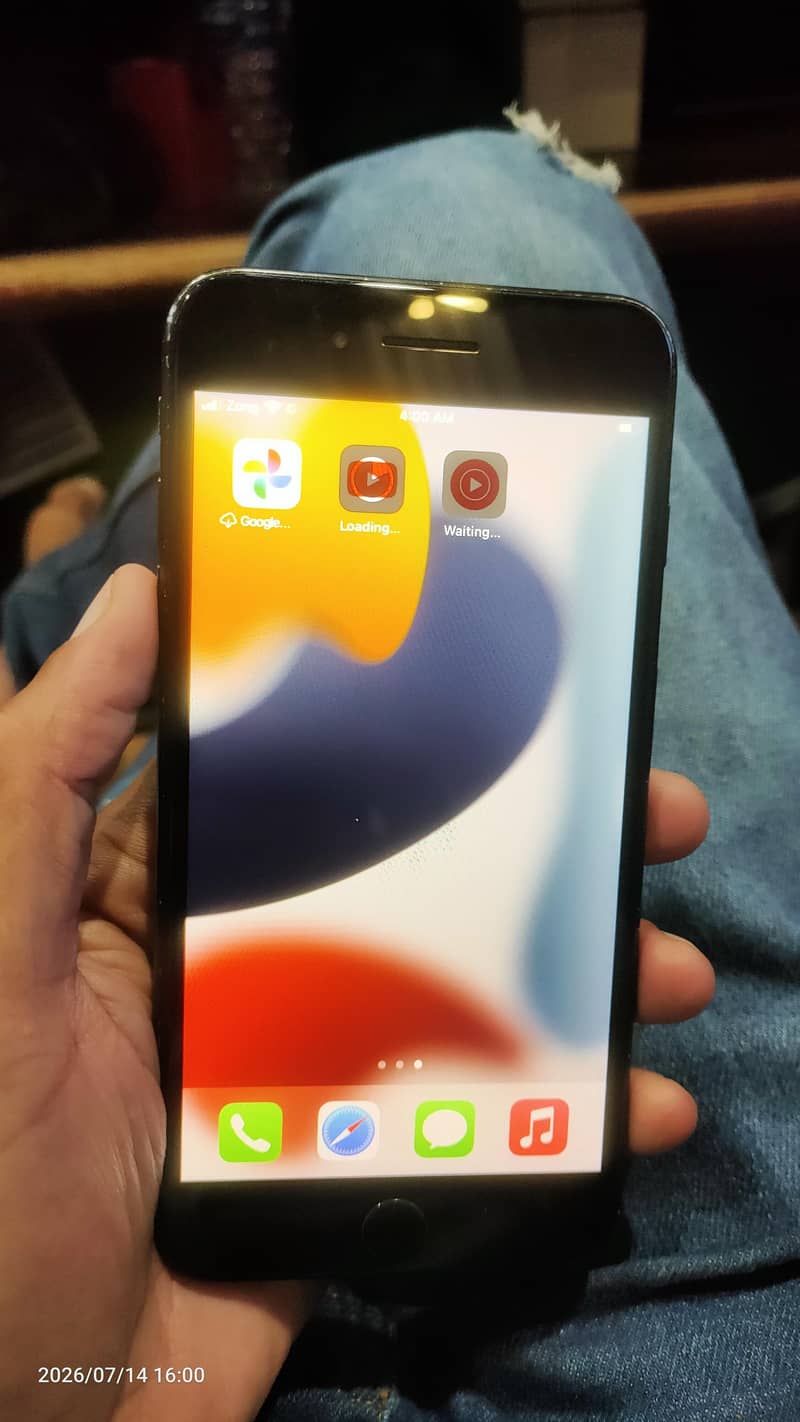 Apple iPhone 7 Plus 8