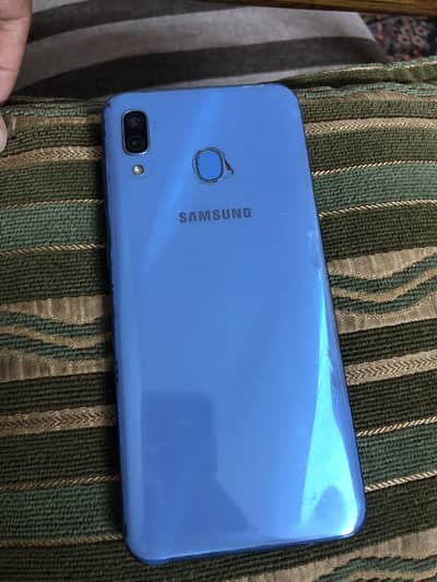 Samsung Mobile A30