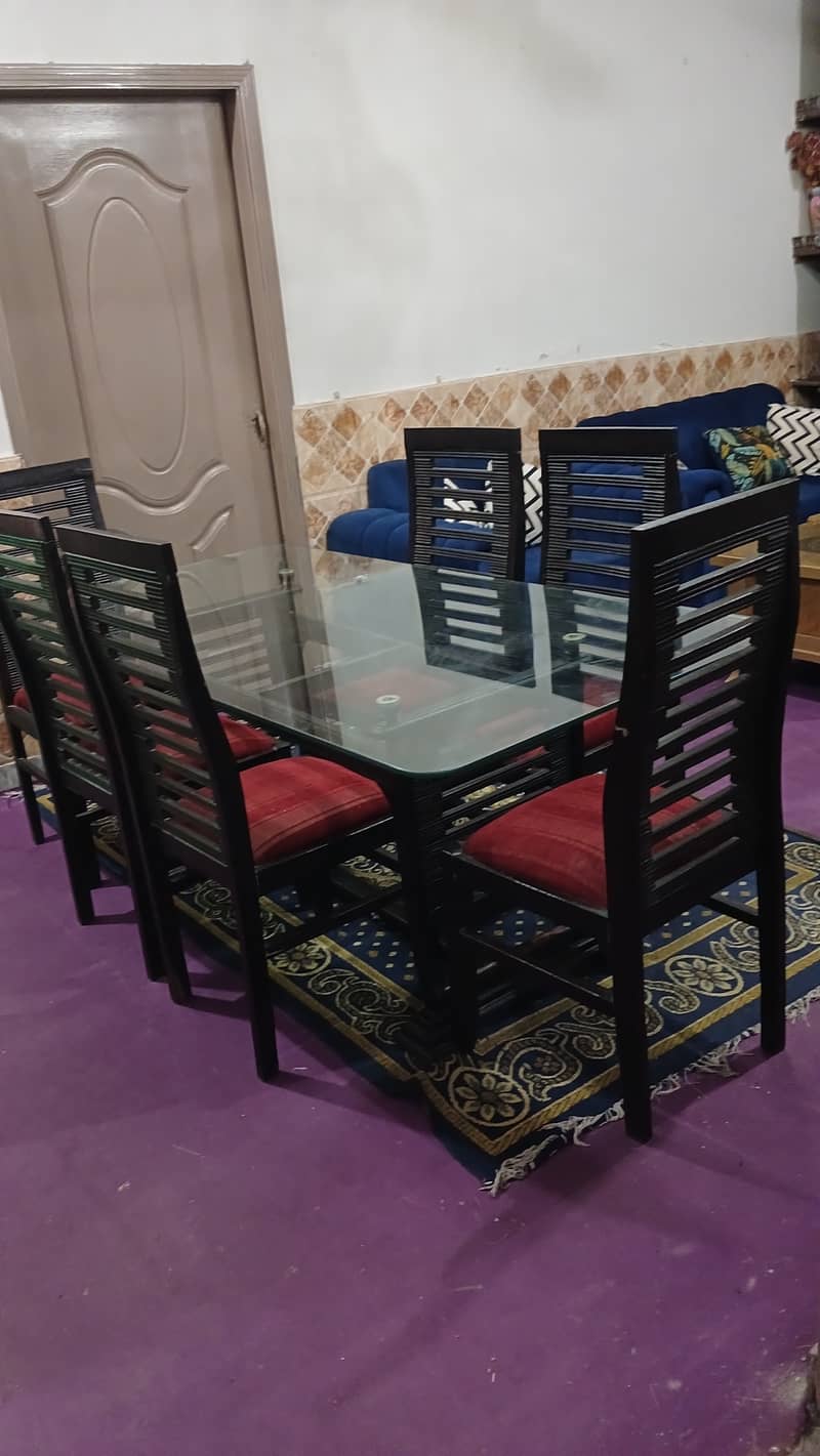 Dining table with chairs 0