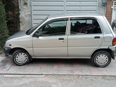 Daihatsu Cuore 2003
