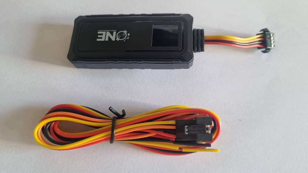 GPS TRACKER AVAILABLE 2