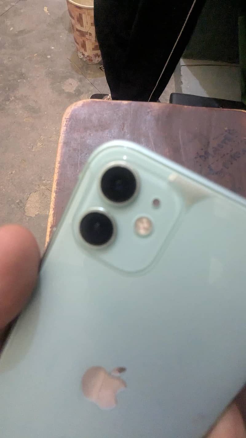 Apple iPhone 11 2