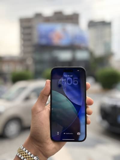 Apple iPhone 15