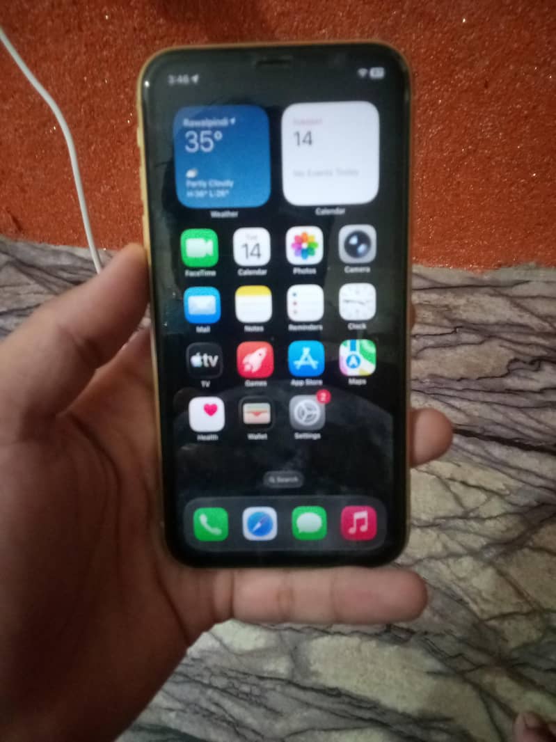 Apple iPhone 11 3