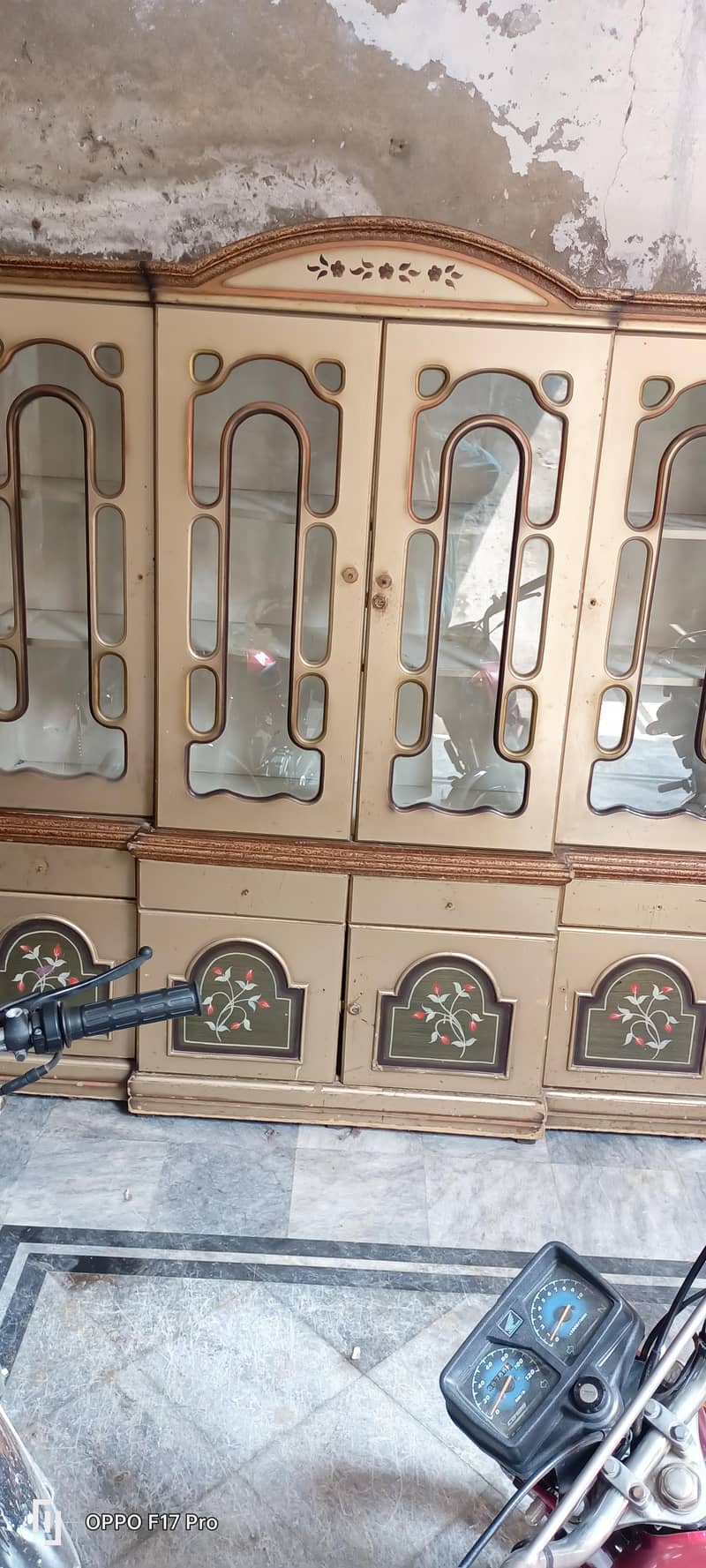 showcases 2