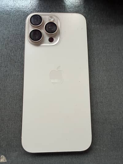 Apple iPhone 16 Pro Max