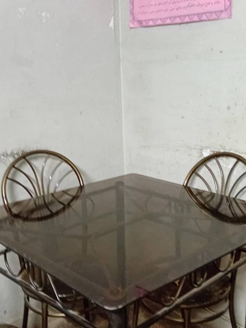 4 seater Dining Table 3