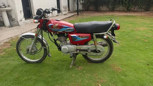 Honda 125 2024 Lush condition urgently sale