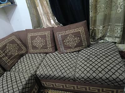L Shape Sofa 6 seater For Sale