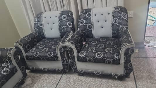 Sofa set 3 seat +1+1 with 4 setee