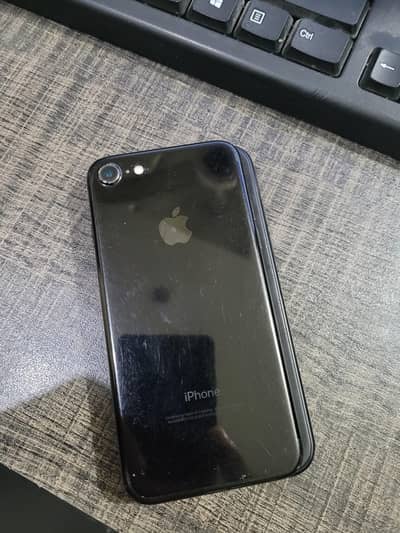 Apple iPhone 7 -  128 GB PTA Approved