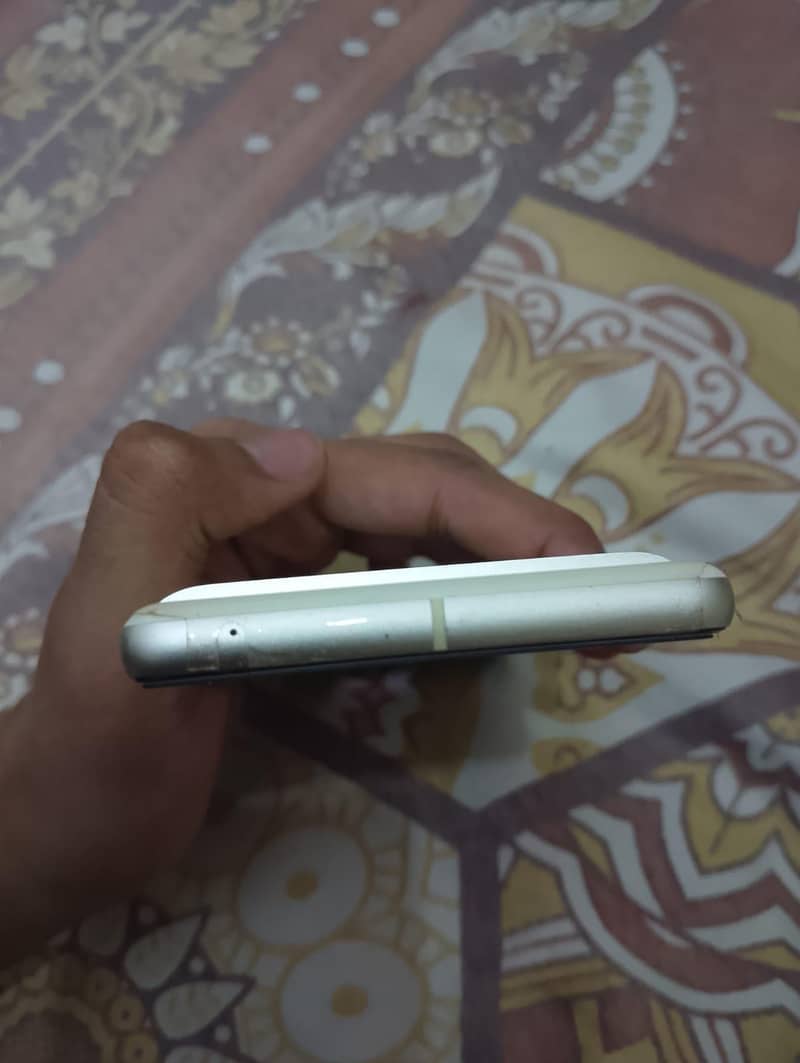 Google Pixel 7 5