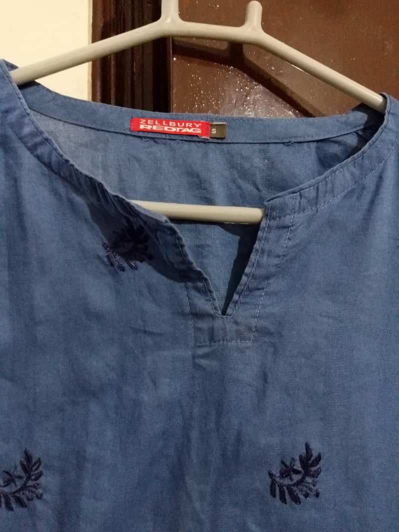 branded 2pc 4