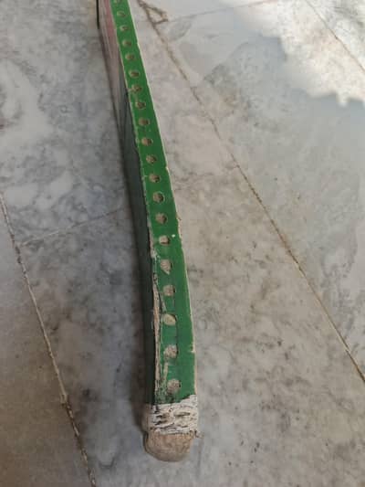 10/8 condition togard has not  1 crack and all ok