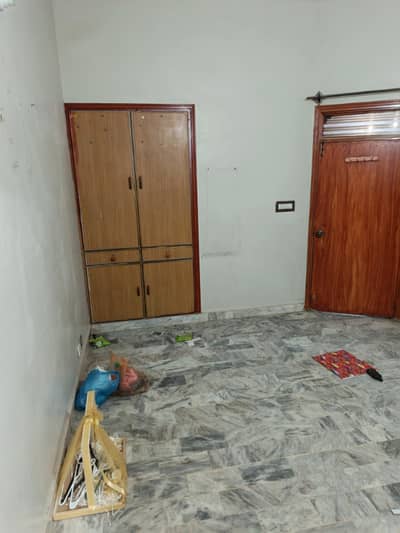 Sale flat ist floor Gulshan complex phase 1 2bed lounge johar mor