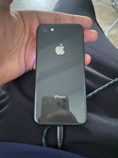 Apple iPhone 8