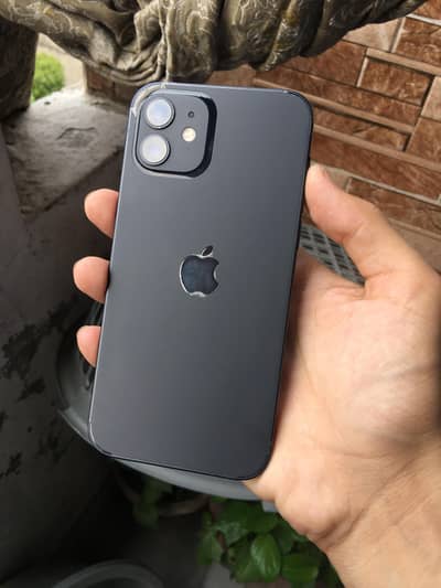 Apple iPhone 12 FU Sim working. . water pack