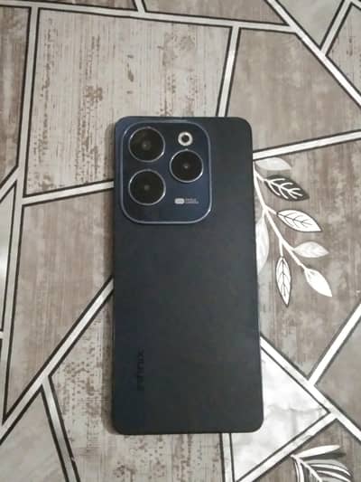 Infinix Hot 40