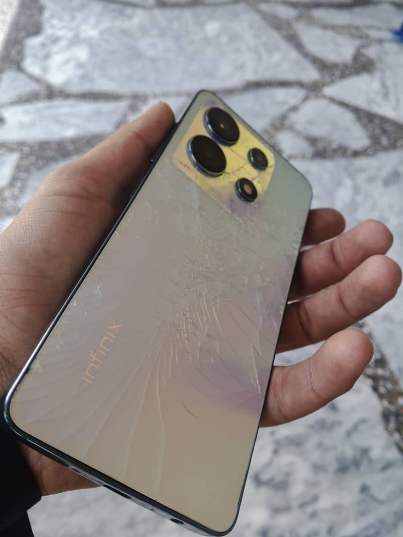 Infinix Note 30 7