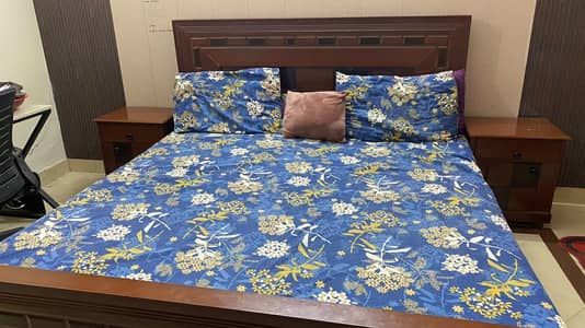 Mahagony Bedset, with Dressing Table.