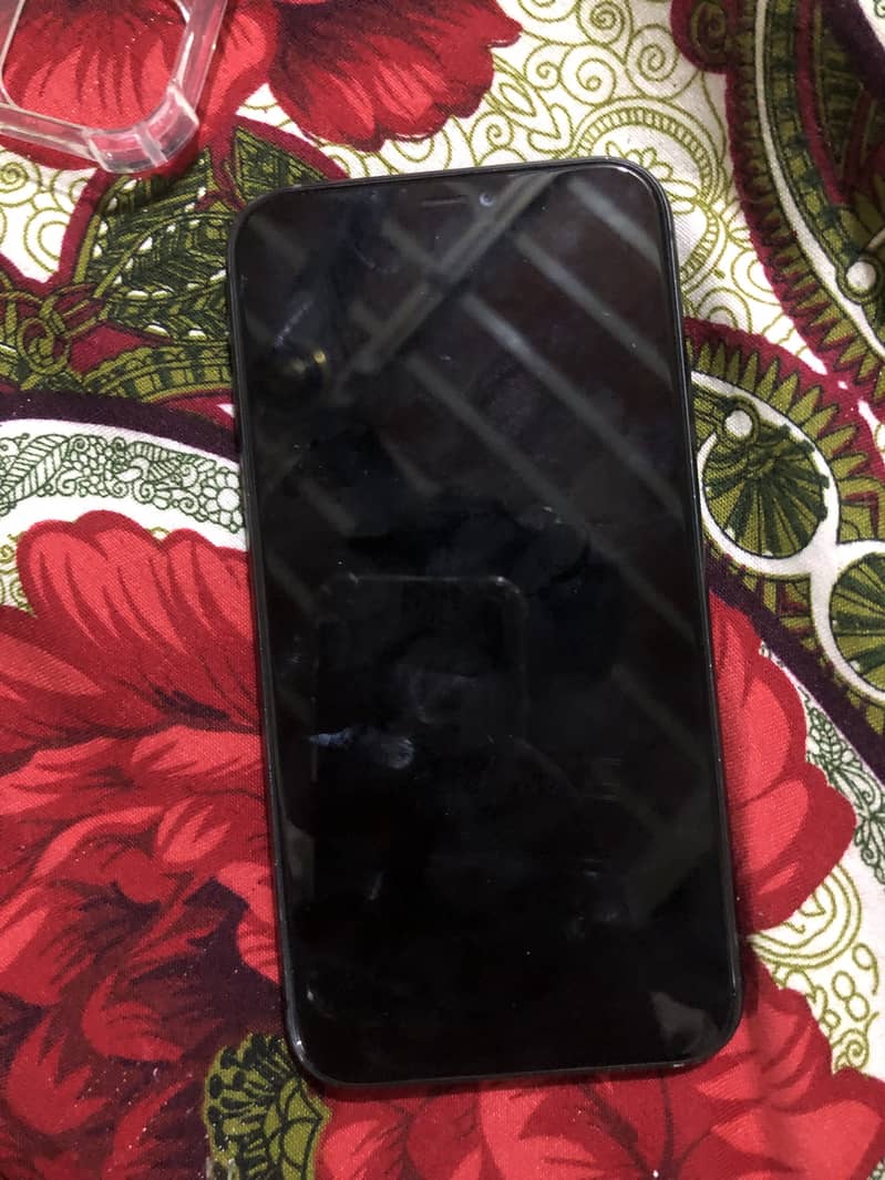 Apple iPhone 11 0